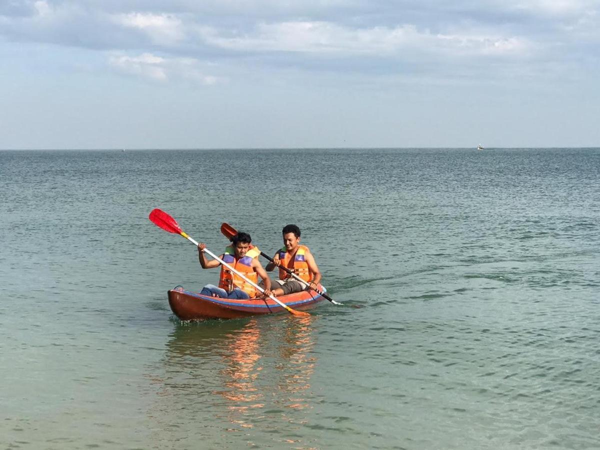 Omah Laut Bondo Jepara - By The Beach, Direct View Of The Sea, Great Base For Water Sports Margokerto Eksteriør billede