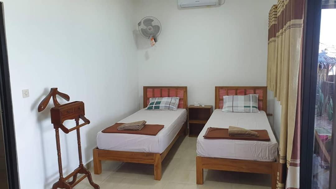 Omah Laut Bondo Jepara - By The Beach, Direct View Of The Sea, Great Base For Water Sports Margokerto Eksteriør billede