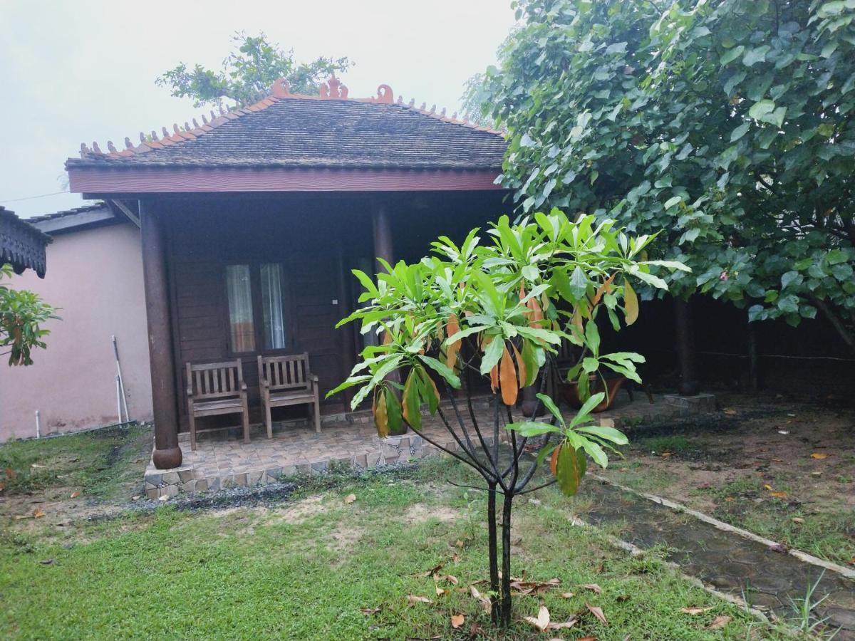 Omah Laut Bondo Jepara - By The Beach, Direct View Of The Sea, Great Base For Water Sports Margokerto Eksteriør billede