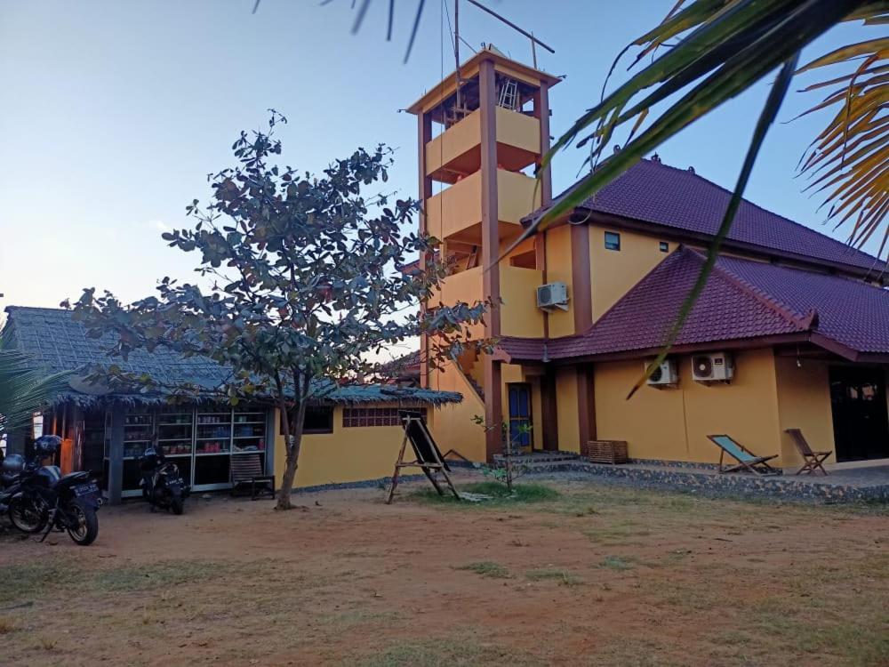 Omah Laut Bondo Jepara - By The Beach, Direct View Of The Sea, Great Base For Water Sports Margokerto Eksteriør billede