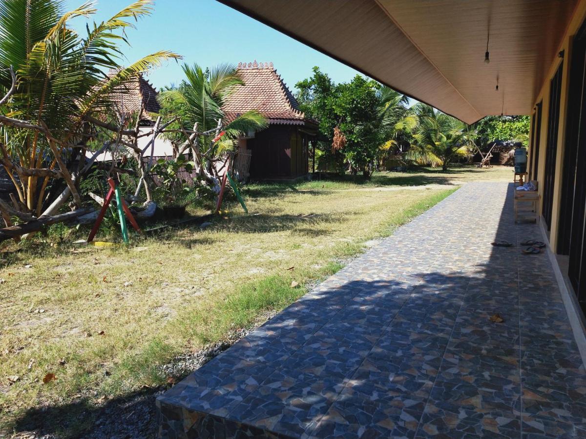 Omah Laut Bondo Jepara - By The Beach, Direct View Of The Sea, Great Base For Water Sports Margokerto Eksteriør billede